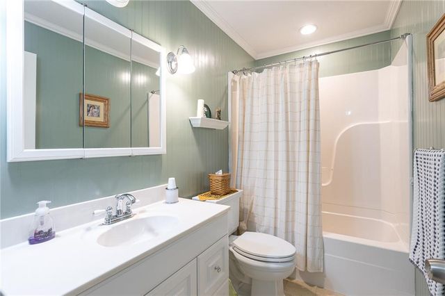 7311 Hedges Avenue, Raytown, MO 64133