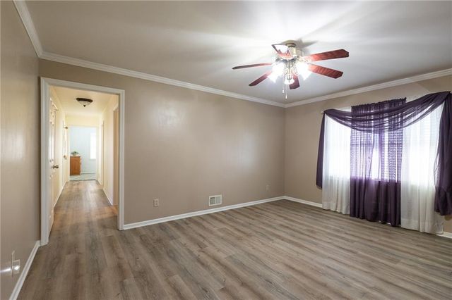 7311 Hedges Avenue, Raytown, MO 64133