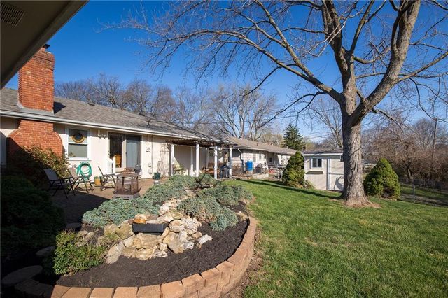 7311 Hedges Avenue, Raytown, MO 64133