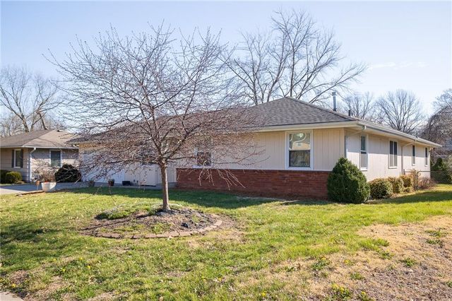 7311 Hedges Avenue, Raytown, MO 64133