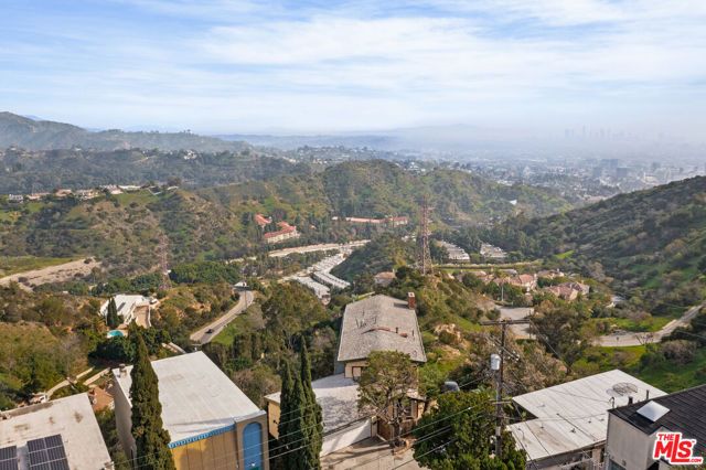 6960 Pacific View Drive, Los Angeles, CA 90068