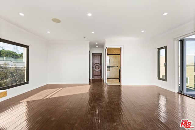 6960 Pacific View Drive, Los Angeles, CA 90068