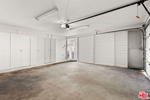 6960 Pacific View Drive, Los Angeles, CA 90068