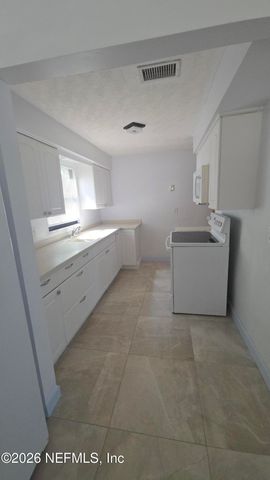 10791 LUANA Drive N, Jacksonville, FL 32246