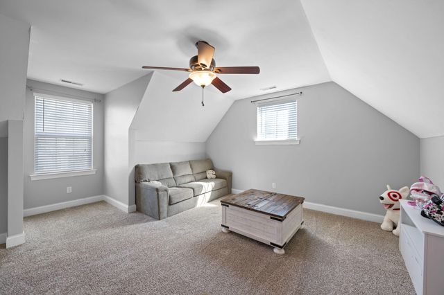 1010 Natural Way, Soddy Daisy, TN 37379