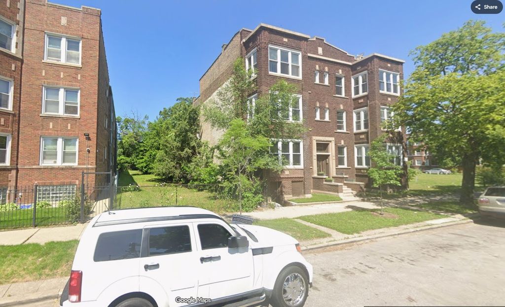 7020 S Perry Avenue, Chicago, IL 60621 — exterior