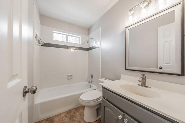 4218 Mojave Drive, De Cordova, TX 76049