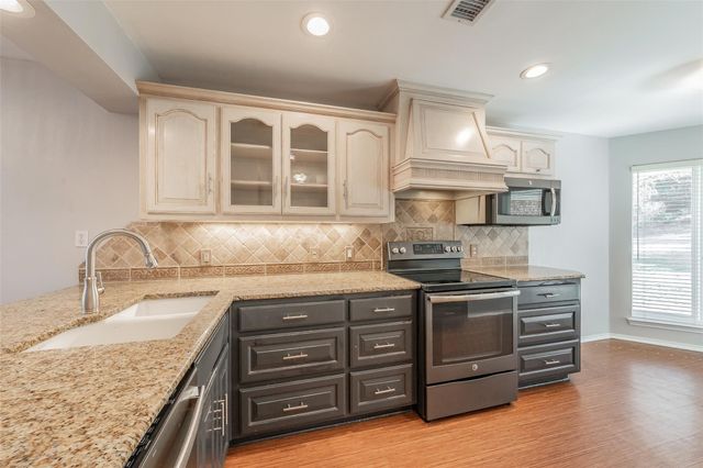 4218 Mojave Drive, De Cordova, TX 76049