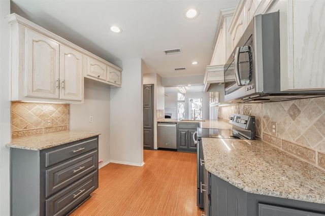 4218 Mojave Drive, De Cordova, TX 76049