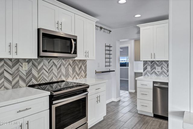 3046 E GLENROSA Avenue, Phoenix, AZ 85016