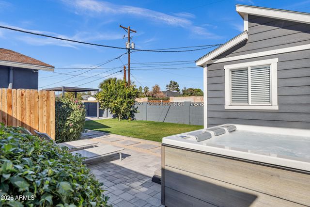 3046 E GLENROSA Avenue, Phoenix, AZ 85016