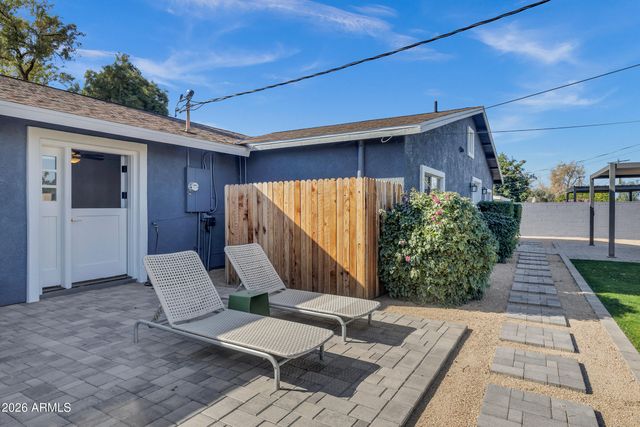 3046 E GLENROSA Avenue, Phoenix, AZ 85016