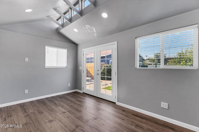 3046 E GLENROSA Avenue, Phoenix, AZ 85016