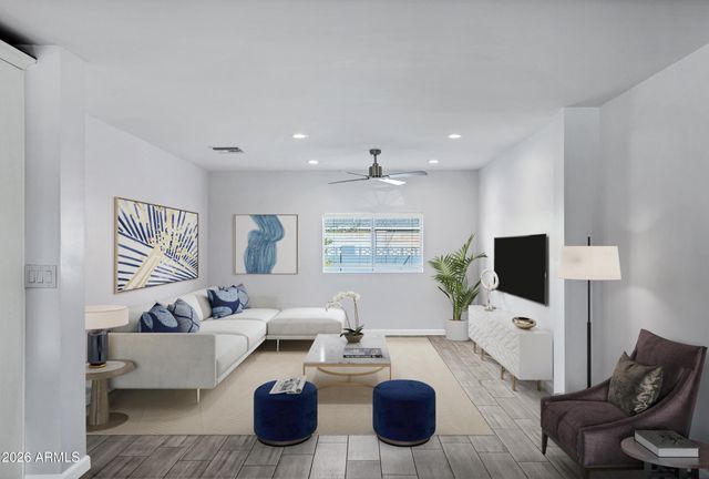 3046 E GLENROSA Avenue, Phoenix, AZ 85016