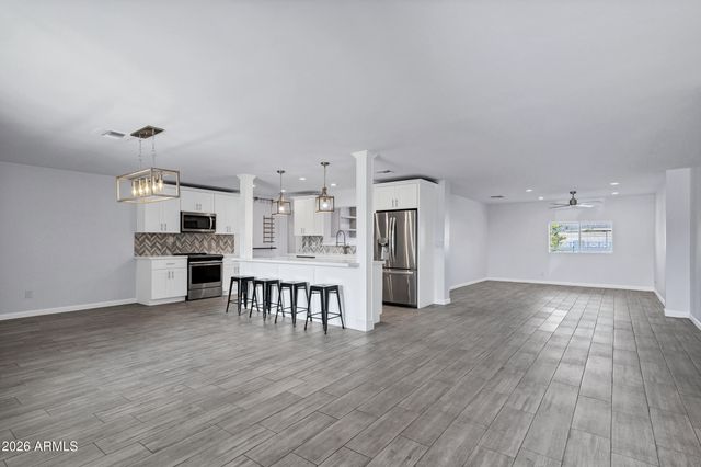 3046 E GLENROSA Avenue, Phoenix, AZ 85016