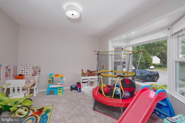 14716 PEACHWOOD DR, Silver Spring, MD 20905
