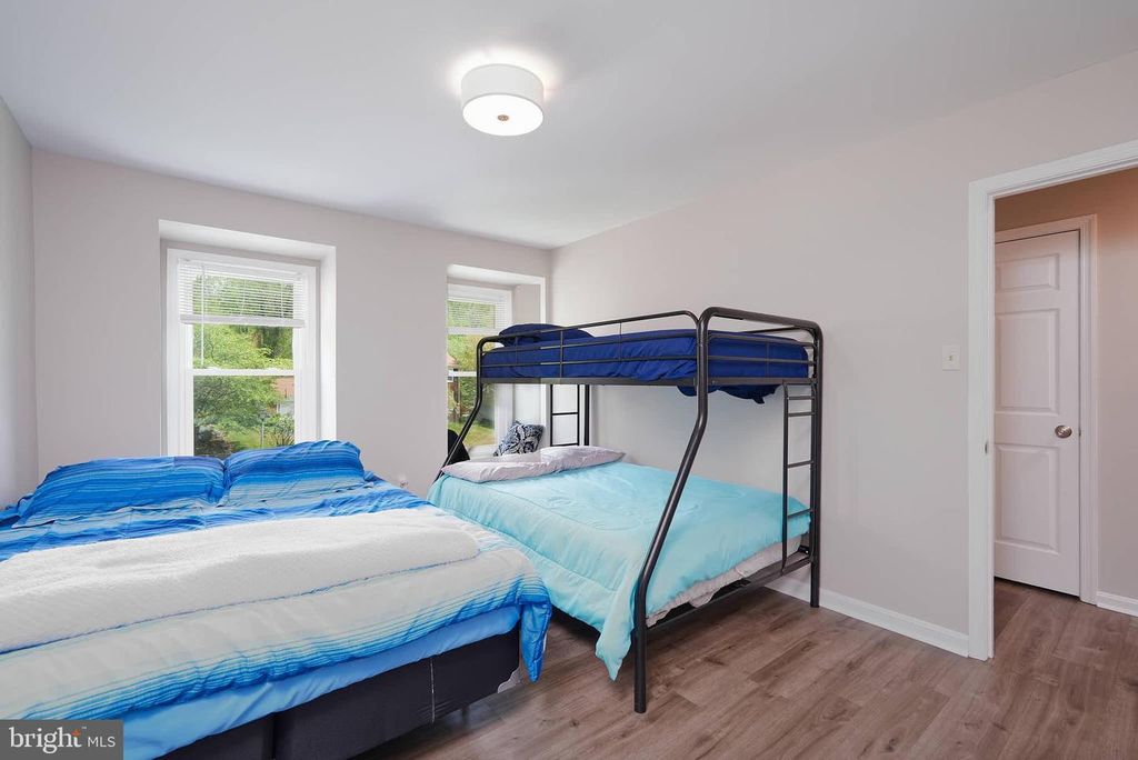 Image 27 of property listing at 14716 PEACHWOOD DR, Silver Spring, MD 20905