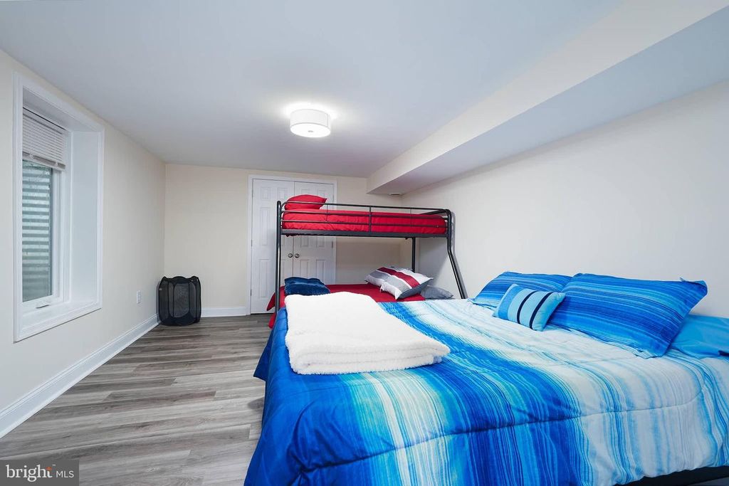 Image 35 of property listing at 14716 PEACHWOOD DR, Silver Spring, MD 20905