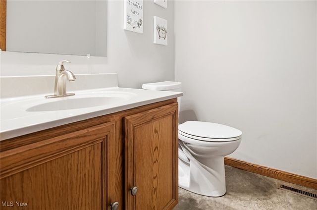 86 Timothy Avenue, Cuyahoga Falls, OH 44223