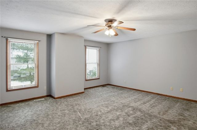 86 Timothy Avenue, Cuyahoga Falls, OH 44223