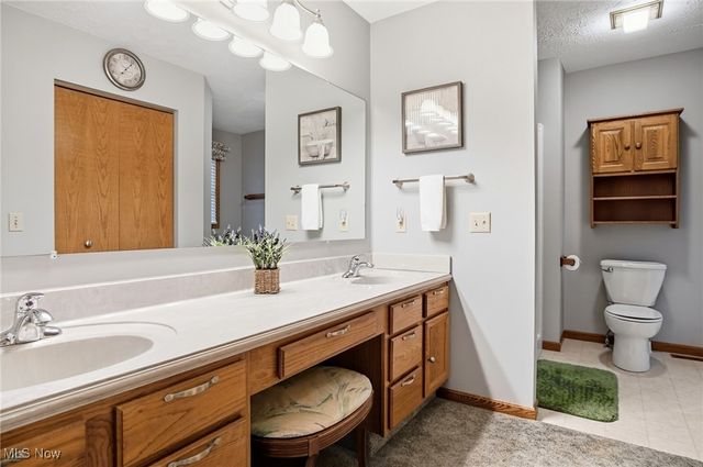 86 Timothy Avenue, Cuyahoga Falls, OH 44223