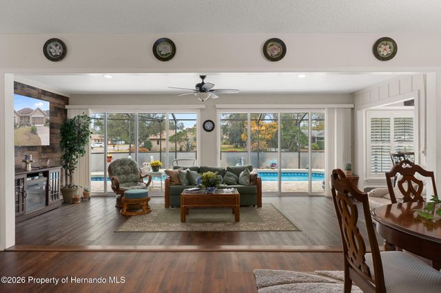 7151 Bottle Brush Drive, Spring Hill, FL 34606