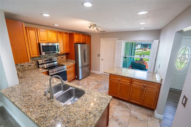 691 SHADY COURT, Altamonte Springs, FL 32701