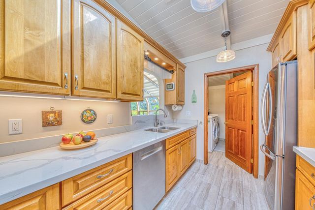 14 Shady Lane, Monterey, CA 93940