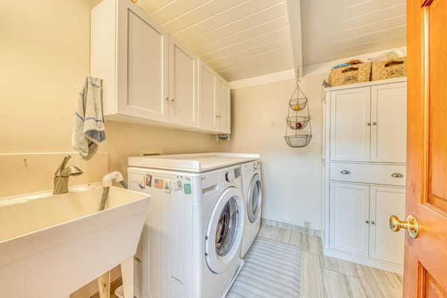 14 Shady Lane, Monterey, CA 93940
