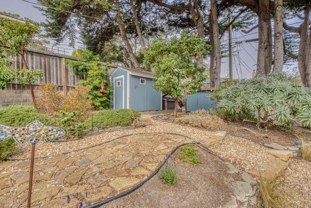 14 Shady Lane, Monterey, CA 93940