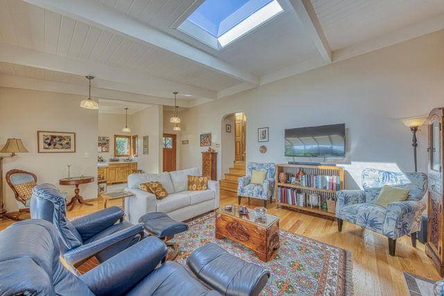 14 Shady Lane, Monterey, CA 93940
