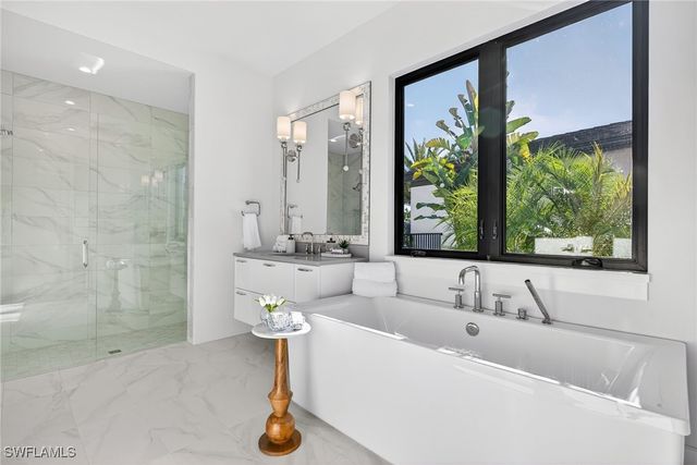 16732 Lucarno WAY N, Naples, FL 34110