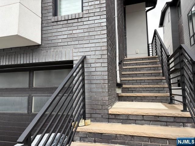 261 7th Street B, Palisades Park, NJ 07650