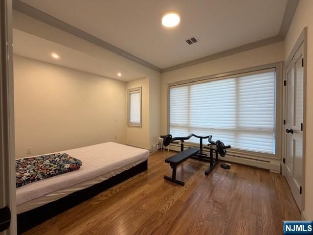 261 7th Street B, Palisades Park, NJ 07650