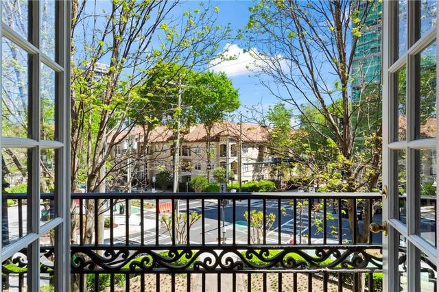 908 Juniper Street NE 207, Atlanta, GA 30309