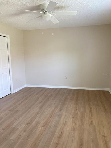 1135 SW FAIRFAX GLEN, Lake City, FL 32025