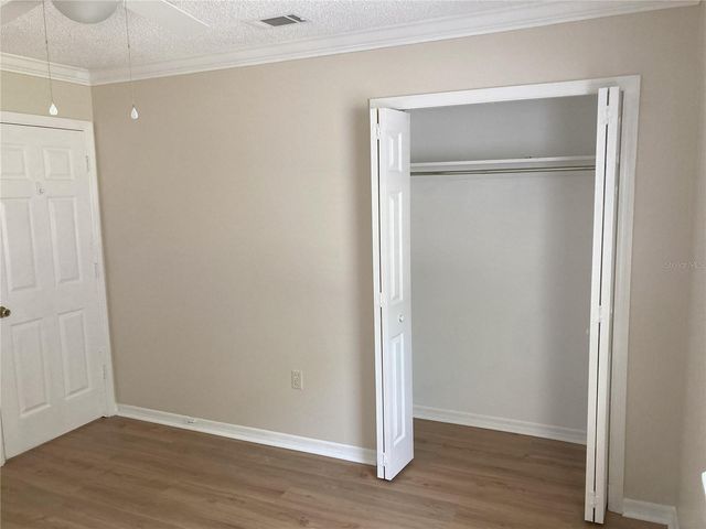 1135 SW FAIRFAX GLEN, Lake City, FL 32025