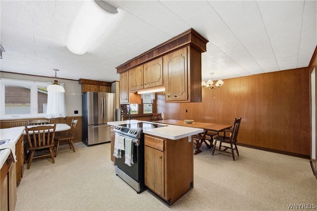 3385 Dickens Road, Hamburg, NY 14219