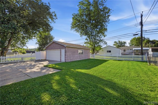 3385 Dickens Road, Hamburg, NY 14219