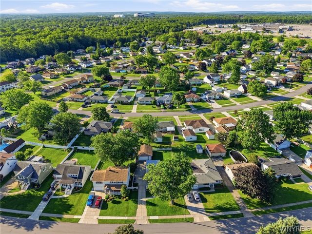 3385 Dickens Road, Hamburg, NY 14219