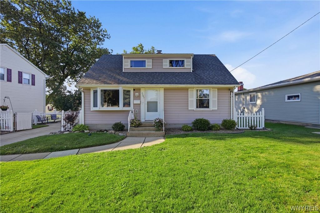 3385 Dickens Road, Hamburg, NY 14219
