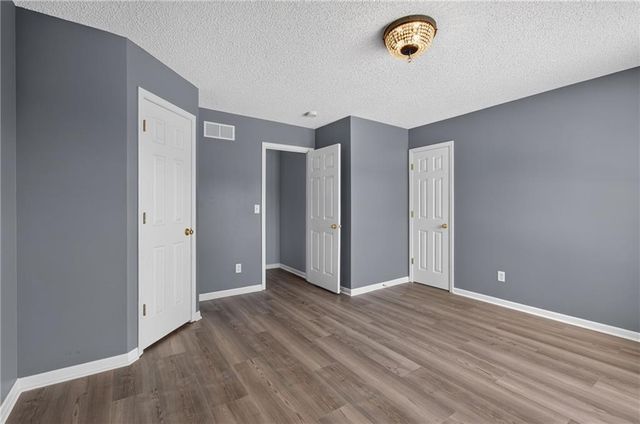 900 Coachman Drive, Pleasant Hill, MO 64080