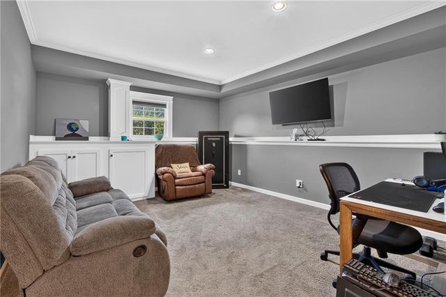 900 Coachman Drive, Pleasant Hill, MO 64080