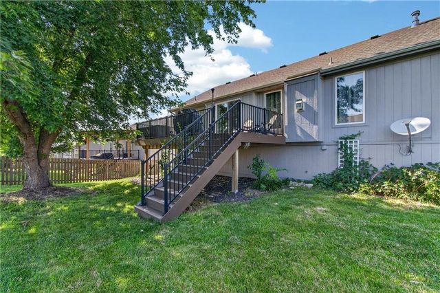 900 Coachman Drive, Pleasant Hill, MO 64080