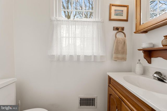 8805 AQUARY CT, Springfield, VA 22153