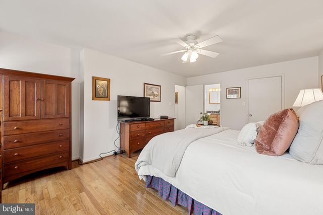 8805 AQUARY CT, Springfield, VA 22153