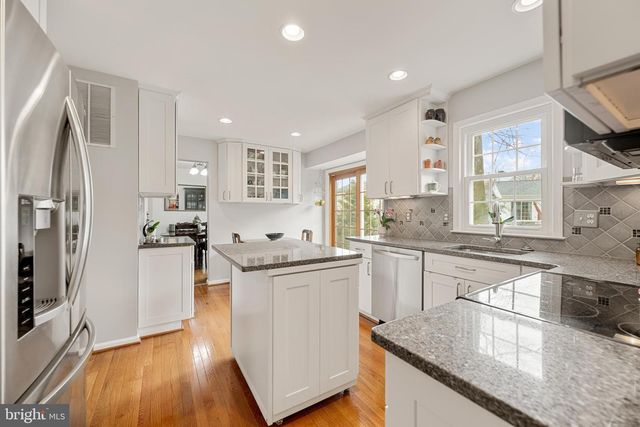 8805 AQUARY CT, Springfield, VA 22153