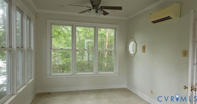 235 Oak Point Dr, Lancaster, VA 22503