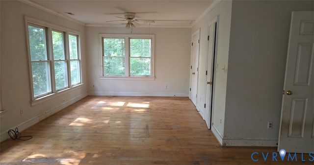 235 Oak Point Dr, Lancaster, VA 22503