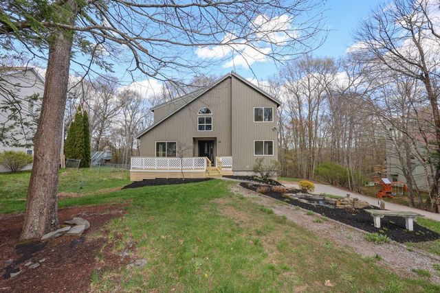38 Caleb Drive, Danville, NH 03819